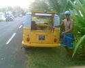 "Fridolin, gesehen auf Tahiti, September 2005. Der junge Mann mit dem Bier ist der aktuelle Besitzer, und freut sich ueber jeden Support."

(Hinzugefgt: 01.12.2005, 00:37:43)